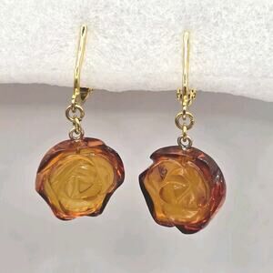 Earrings Vintage Floral Carved Lucite Small Amber Like Honey Shade Dangle SK3207